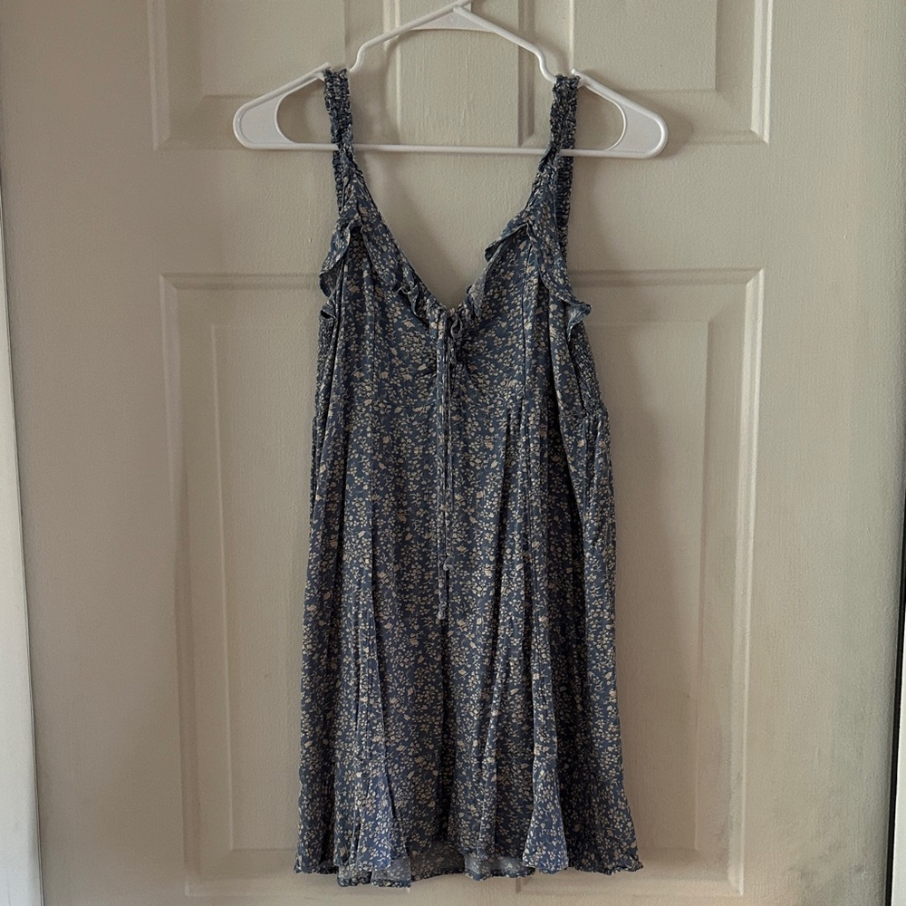 American Eagle Floral Blue and Cream Sleeveless Dress